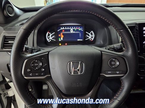 Used 2023 Honda Passport TrailSport image 10