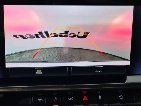 New 2026 Chevrolet Silverado 1500 LT w/ Z71 Off-Road Package image 19