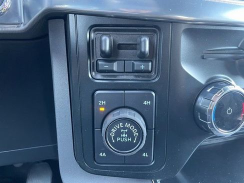 New 2025 Ford F150 Lariat w/ Equipment Group 502A High image 34