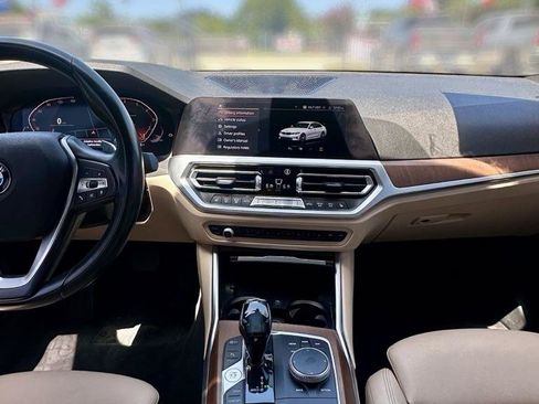 Used 2020 BMW 330i Sedan w/ Convenience Package RWD image 21