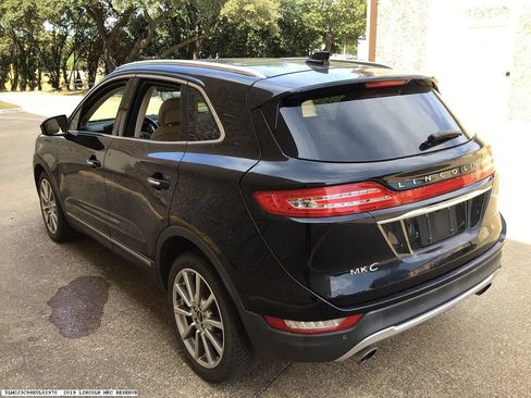 Used 2019 Lincoln MKC Reserve w/ MKC Technology Package FWD image 6