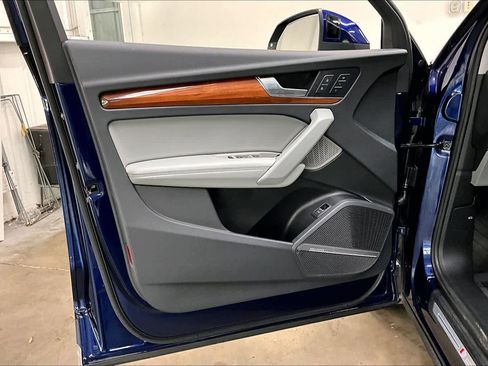 Used 2022 Audi Q5 2.0T Premium Plus w/ Premium Plus Package image 25