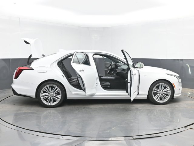 Used 2021 Cadillac CT4 Premium Luxury RWD image 49