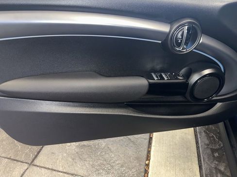 Used 2024 MINI Cooper S image 10