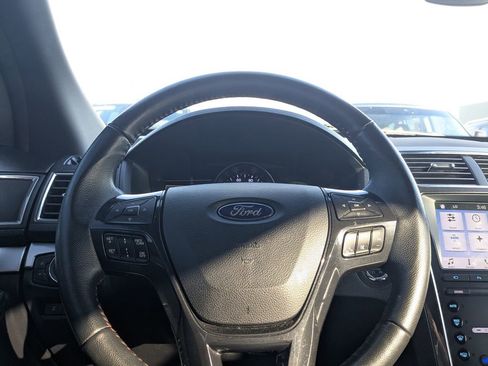 Used 2019 Ford Explorer Sport w/ Equipment Group 401A image 21