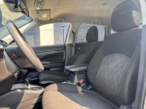 Used 2024 Mitsubishi Outlander Sport SE AWD/4WD image 11