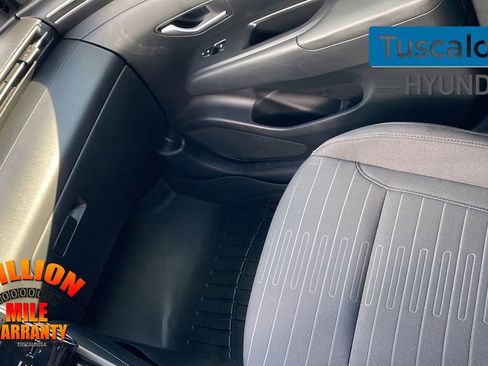 Used 2022 Hyundai Santa Cruz SEL Premium image 30