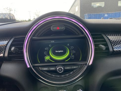 Used 2018 MINI Cooper S image 26