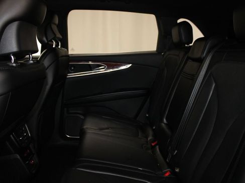 Used 2019 Lincoln Nautilus Reserve w/ Cargo Utility Package AWD/4WD image 17
