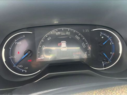Used 2022 Toyota RAV4 Limited AWD/4WD image 19