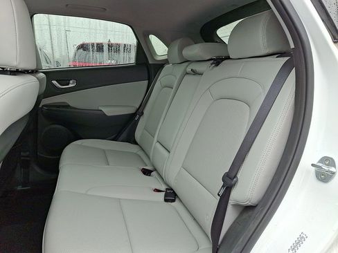 Used 2022 Hyundai Kona Limited AWD/4WD image 10