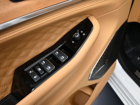 Used 2024 Jeep Grand Cherokee Summit image 14