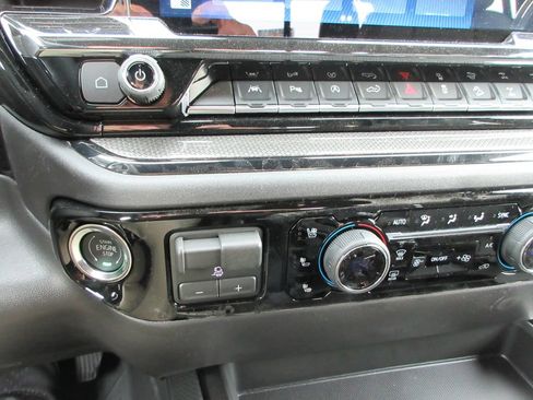 New 2026 Chevrolet Silverado 1500 ZR2 w/ LPO, Dark Essentials Package AWD/4WD image 35