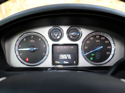 Used 2014 Cadillac Escalade ESV Premium image 12