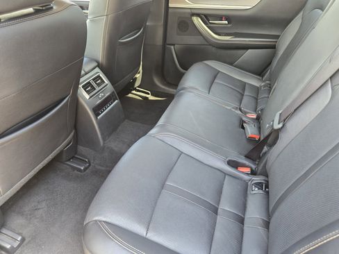 Used 2024 MAZDA CX-90 3.3 Turbo w/ Preferred Plus image 30