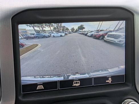 Used 2021 GMC Sierra 1500 SLT w/ SLT Premium Plus Package image 19