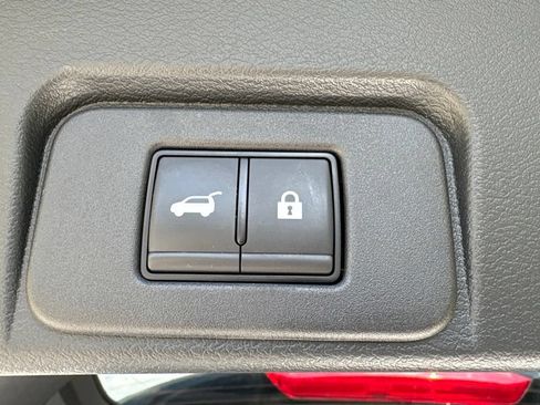 Used 2024 Nissan Rogue Platinum w/ Platinum Premium Package FWD image 20