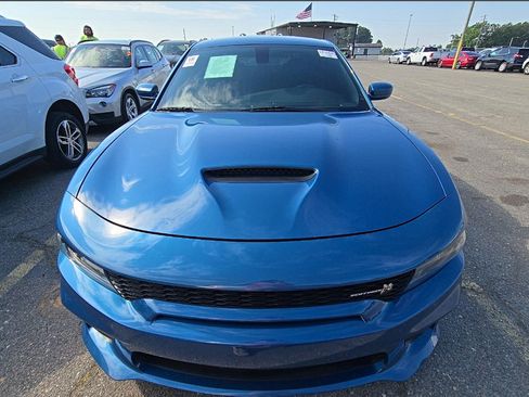 Used 2022 Dodge Charger Scat Pack RWD image 3