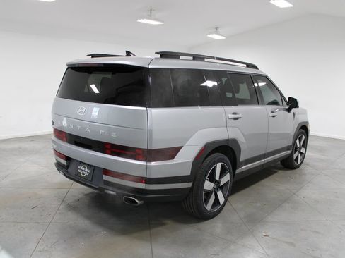 Used 2024 Hyundai Santa Fe Limited FWD image 9