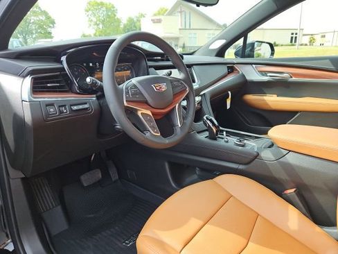 New 2025 Cadillac XT5 Premium Luxury w/ Technology Package image 18