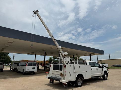 Used 2022 Ford F350 XL w/ Power Equipment Group AWD/4WD image 23