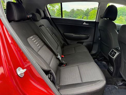 Used 2018 Kia Sportage LX FWD image 38