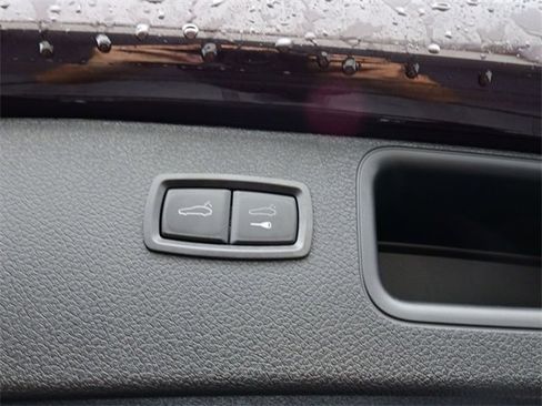 Used 2024 Porsche Macan GTS image 26