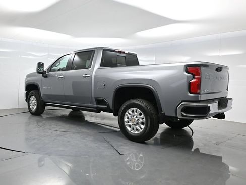 New 2026 Chevrolet Silverado 2500 LTZ w/ LTZ Premium Package AWD/4WD image 5
