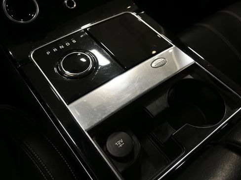Used 2018 Land Rover Range Rover Velar S image 21