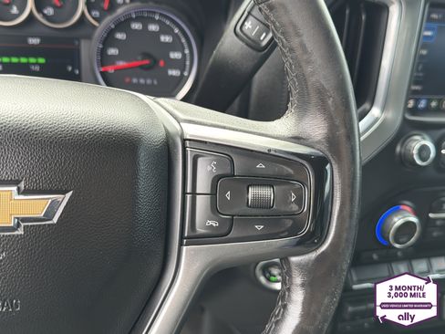 Used 2022 Chevrolet Silverado 2500 LT w/ Convenience Package image 18