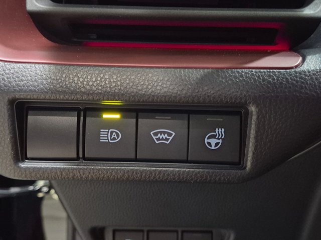 Certified 2026 Toyota Prius Plug-In Hybrid w/ Limited Premium Package FWD image 9