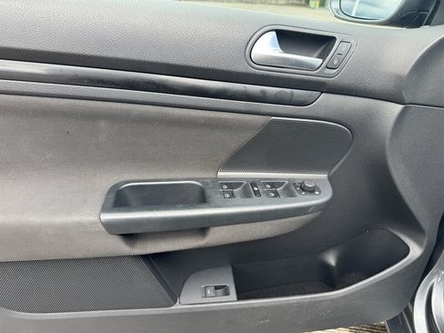 Used 2013 Volkswagen Jetta S FWD image 23