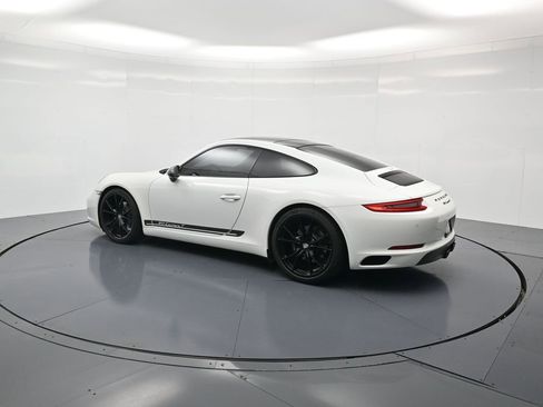 Used 2019 Porsche 911 Carrera T w/ Carrera T Interior Package image 3