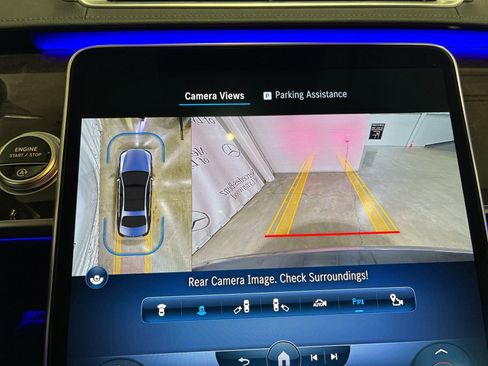 Used 2022 Mercedes-Benz S 500 S 500 w/ AMG Line Package image 18