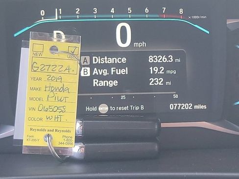 Used 2019 Honda Pilot Touring image 6