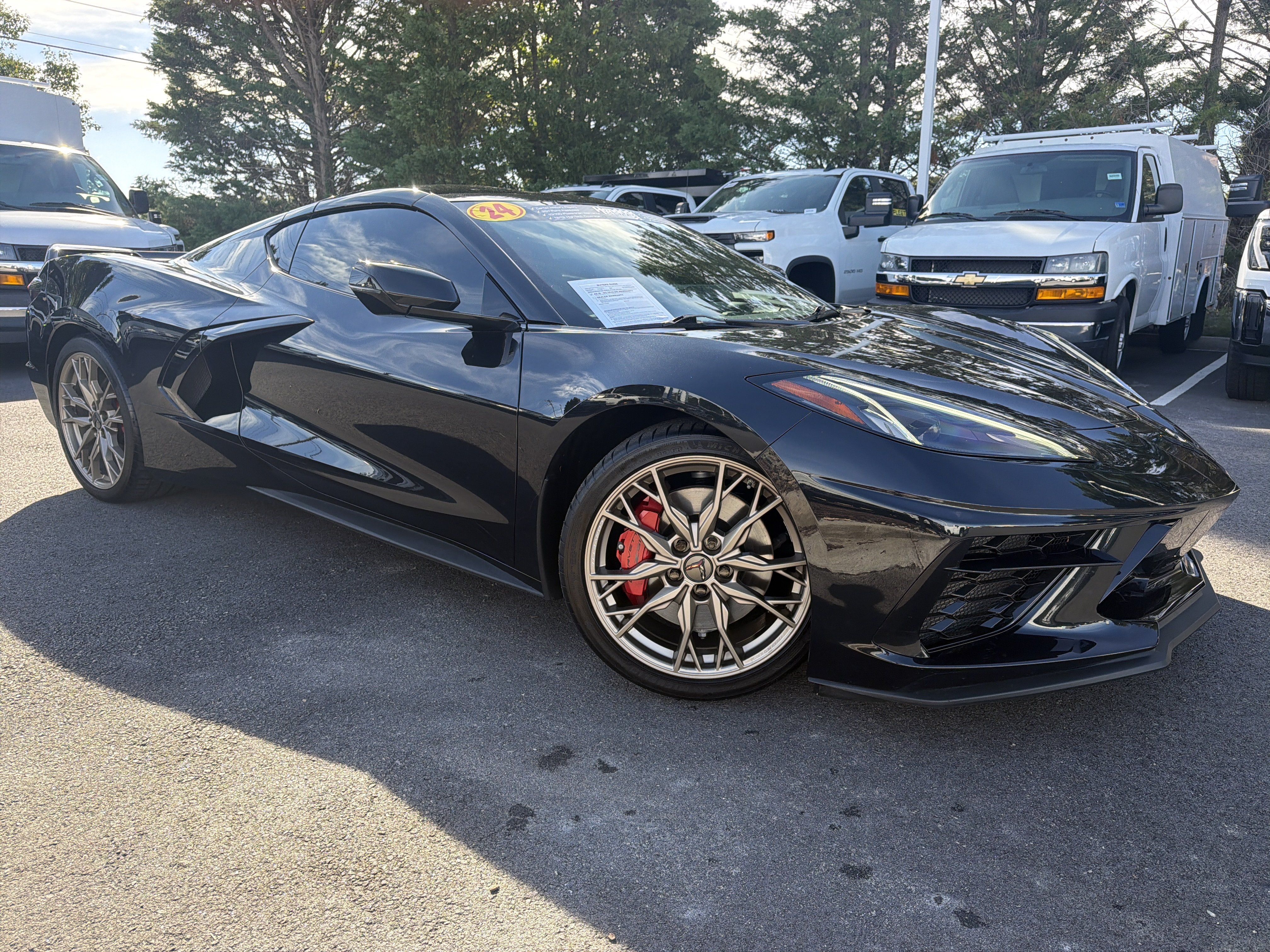 Used 2024 Chevrolet Corvette Stingray Coupe w/ Z51 Performance Package RWD image 2