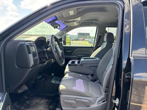 Used 2017 GMC Sierra 1500 4x4 Double Cab w/ Sierra Convenience Package image 9