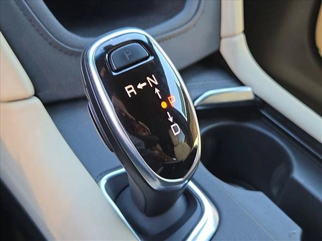 Used 2019 Cadillac XT5 Luxury FWD image 12