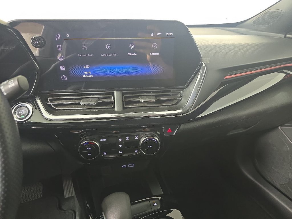 New 2025 Chevrolet Trax RS w/ Driver Confidence Package FWD image 16