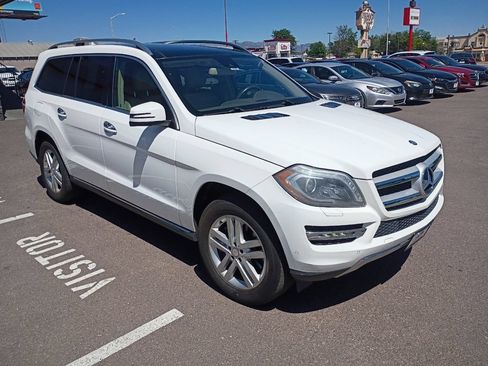 Used 2014 Mercedes-Benz GL 450 4MATIC image 9