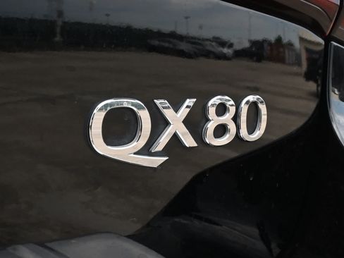 Used 2022 INFINITI QX80 Luxe w/ Cargo Package AWD/4WD image 19