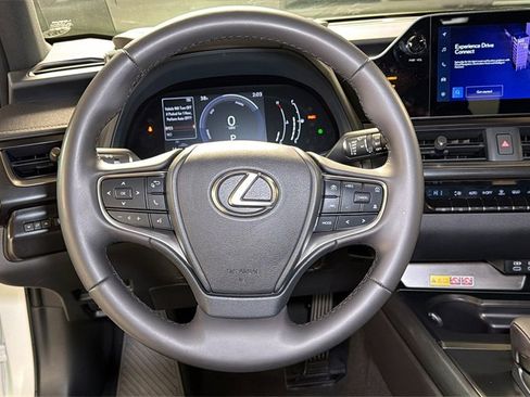 Used 2025 Lexus UX 300h AWD image 20