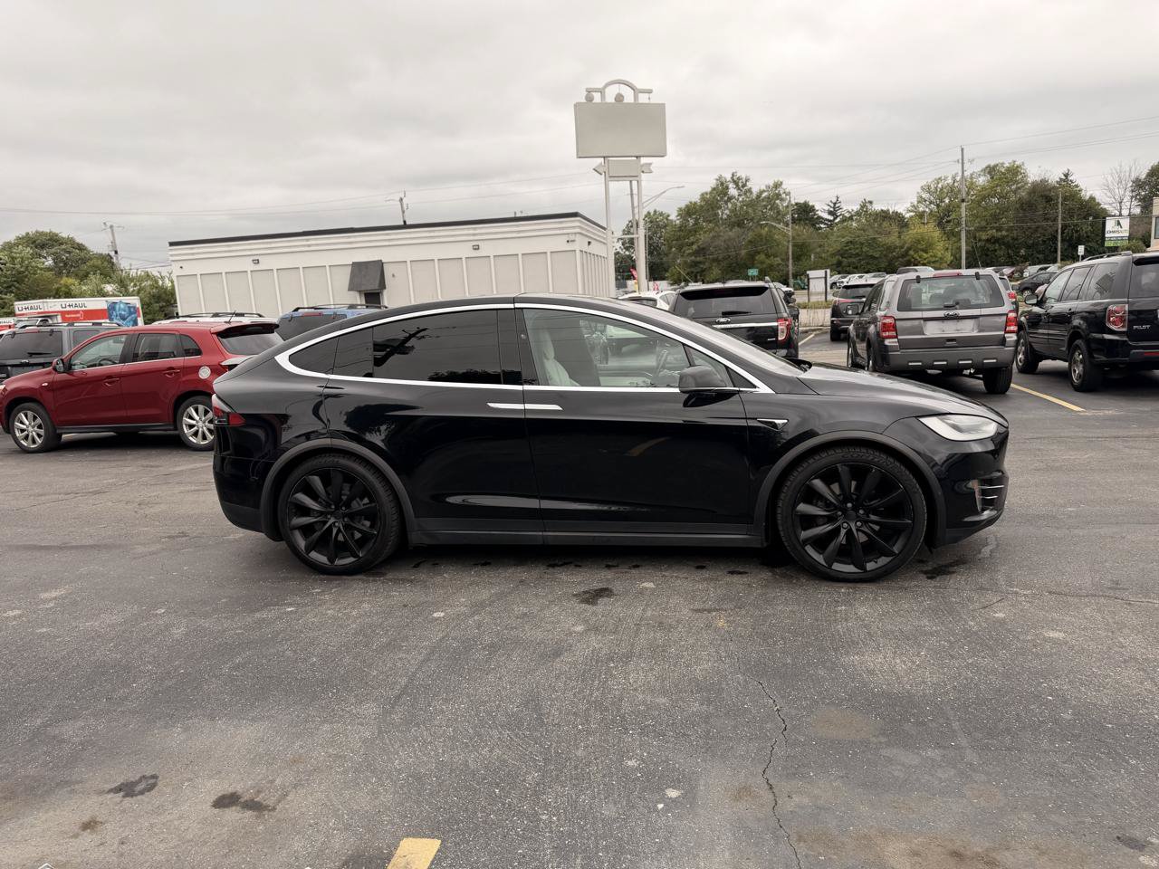 Used 2017 Tesla Model X 75D AWD/4WD image 7