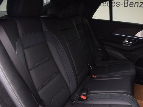New 2026 Mercedes-Benz GLE 53 AMG 4MATIC Coupe image 18