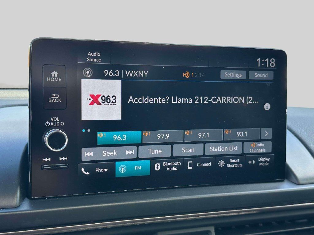 Certified 2024 Honda Pilot TrailSport image 23