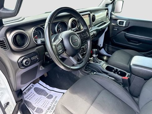 Used 2022 Jeep Wrangler Unlimited Sport image 25