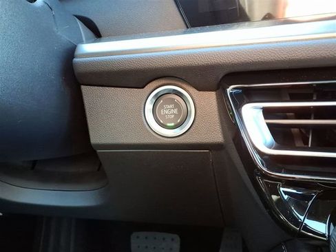 New 2026 Chevrolet Traverse LT w/ Sun and Wheel Package image 17