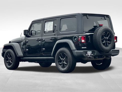 Used 2023 Jeep Wrangler Unlimited Sport AWD/4WD image 5