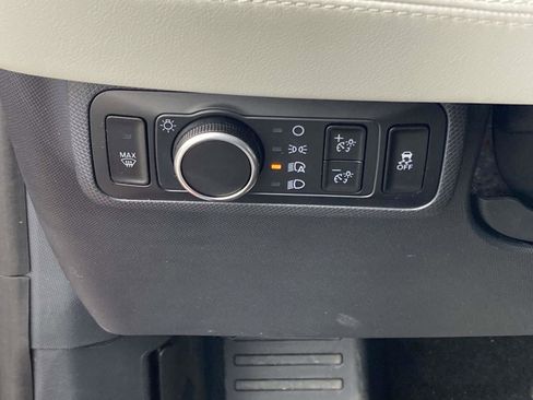 Used 2024 Ford Mustang Mach-E Premium image 31