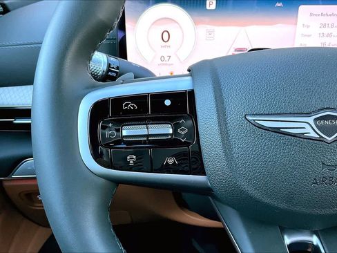 Used 2026 Genesis GV80 2.5T Advanced image 23